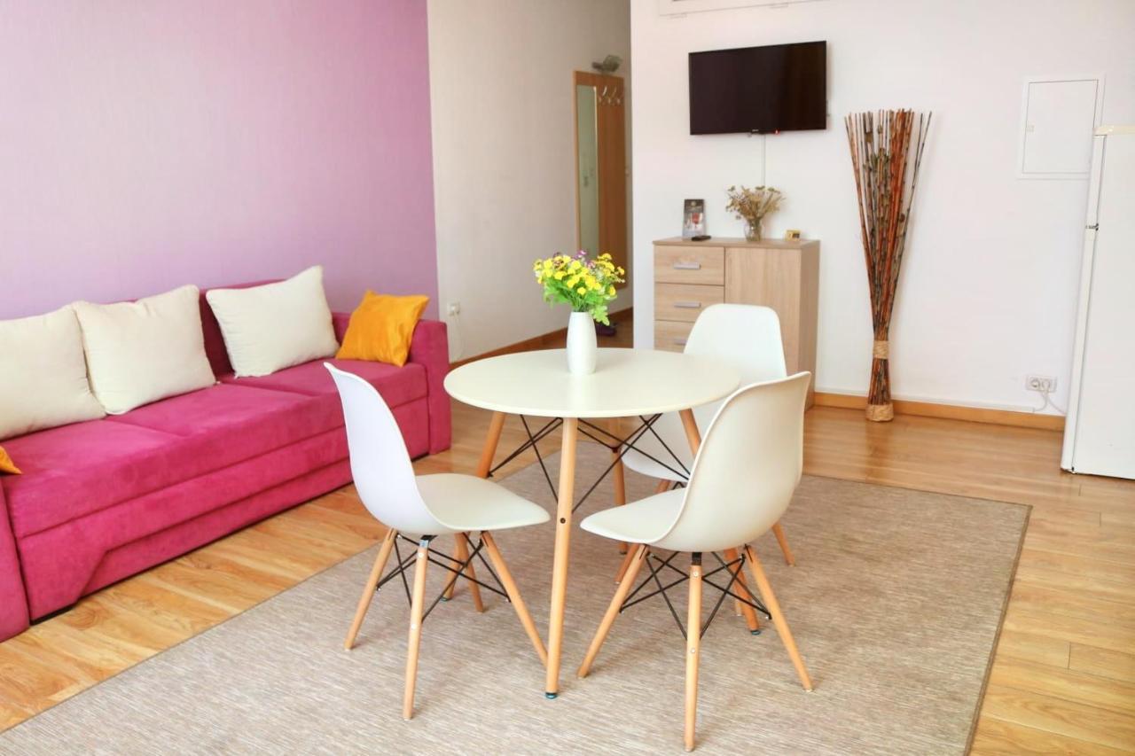 Flowers Apartments Τιμισοάρα Εξωτερικό φωτογραφία