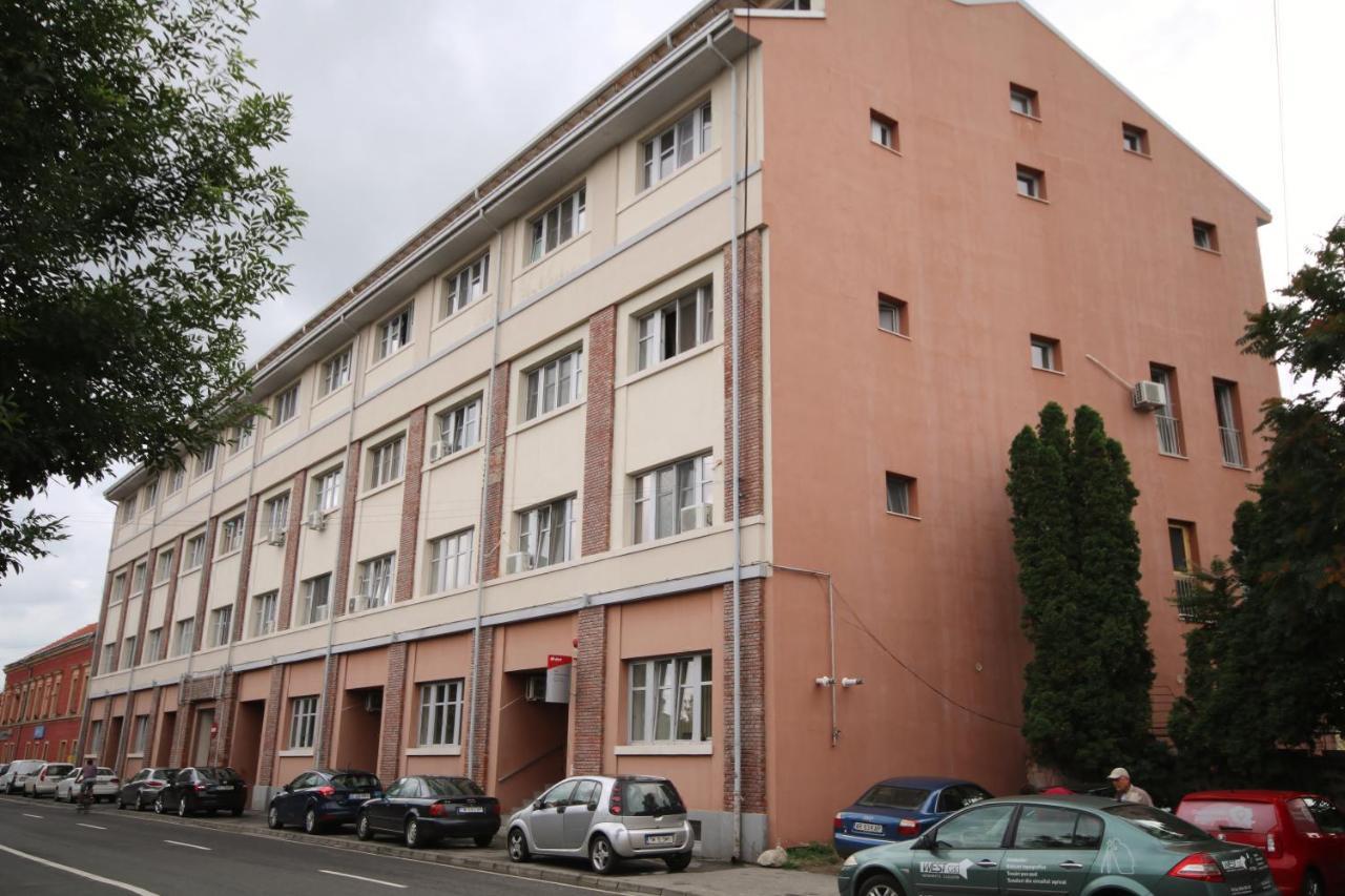Flowers Apartments Τιμισοάρα Εξωτερικό φωτογραφία