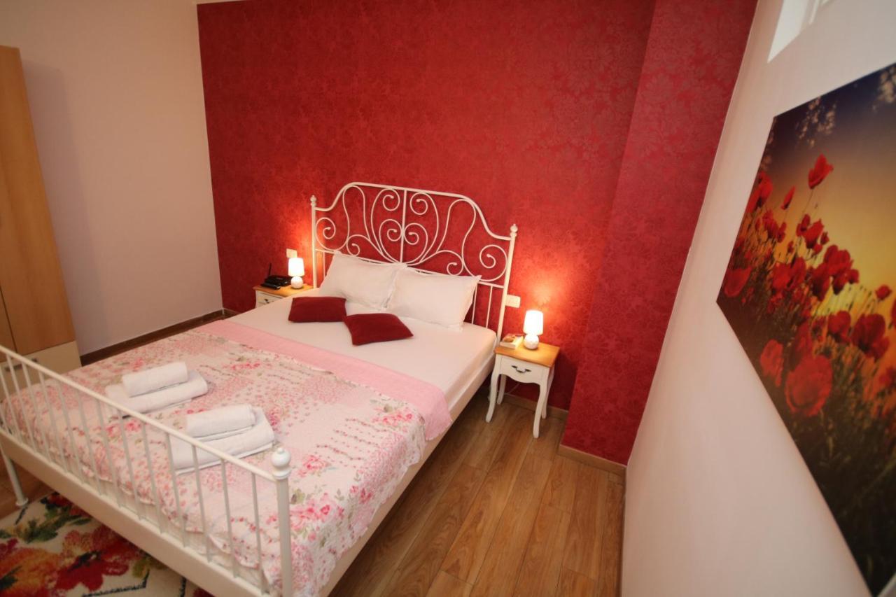 Flowers Apartments Τιμισοάρα Εξωτερικό φωτογραφία